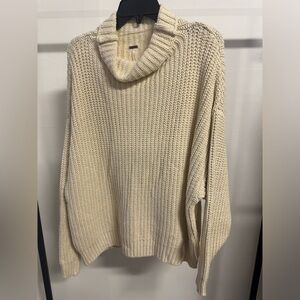FREE PEOPLE SWEATER EXTRA SMALL OVERSIZED